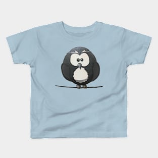 Cute Bird Baby on Wire Animal Lover Gift for Boys Girls Kids Kids T-Shirt